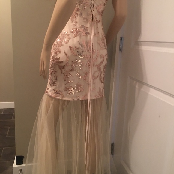 Mermaid blush dress - Picture 10 of 12